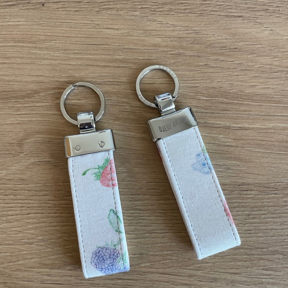 Djerf Avenue NYC Summer Berries Keychain - Picture 1 of 2